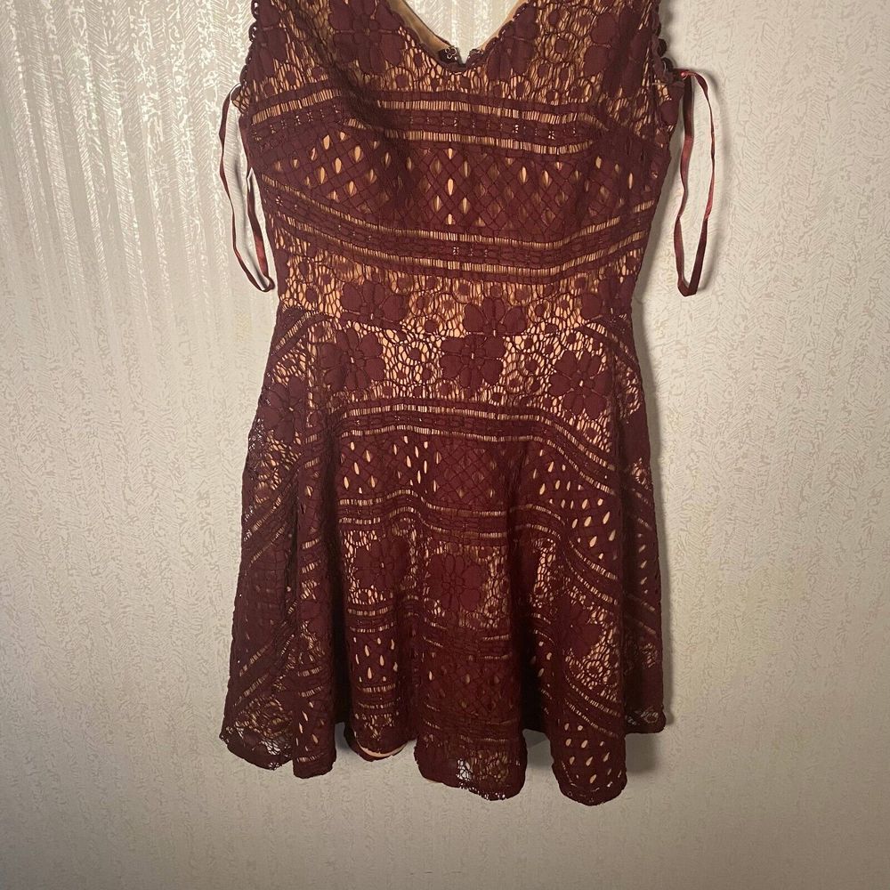 Jodi Kristopher Cocktail‎ Dress Women's Size 1 Maroon Cotton Blend V-Neck - Picture 2 of 11